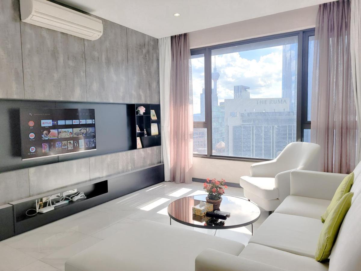 8 Kia Peng By Scape Apartment