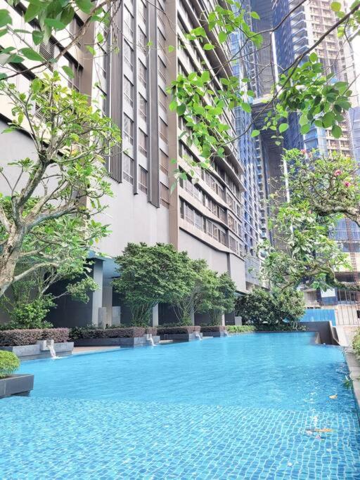 8 Kia Peng By Scape Apartment