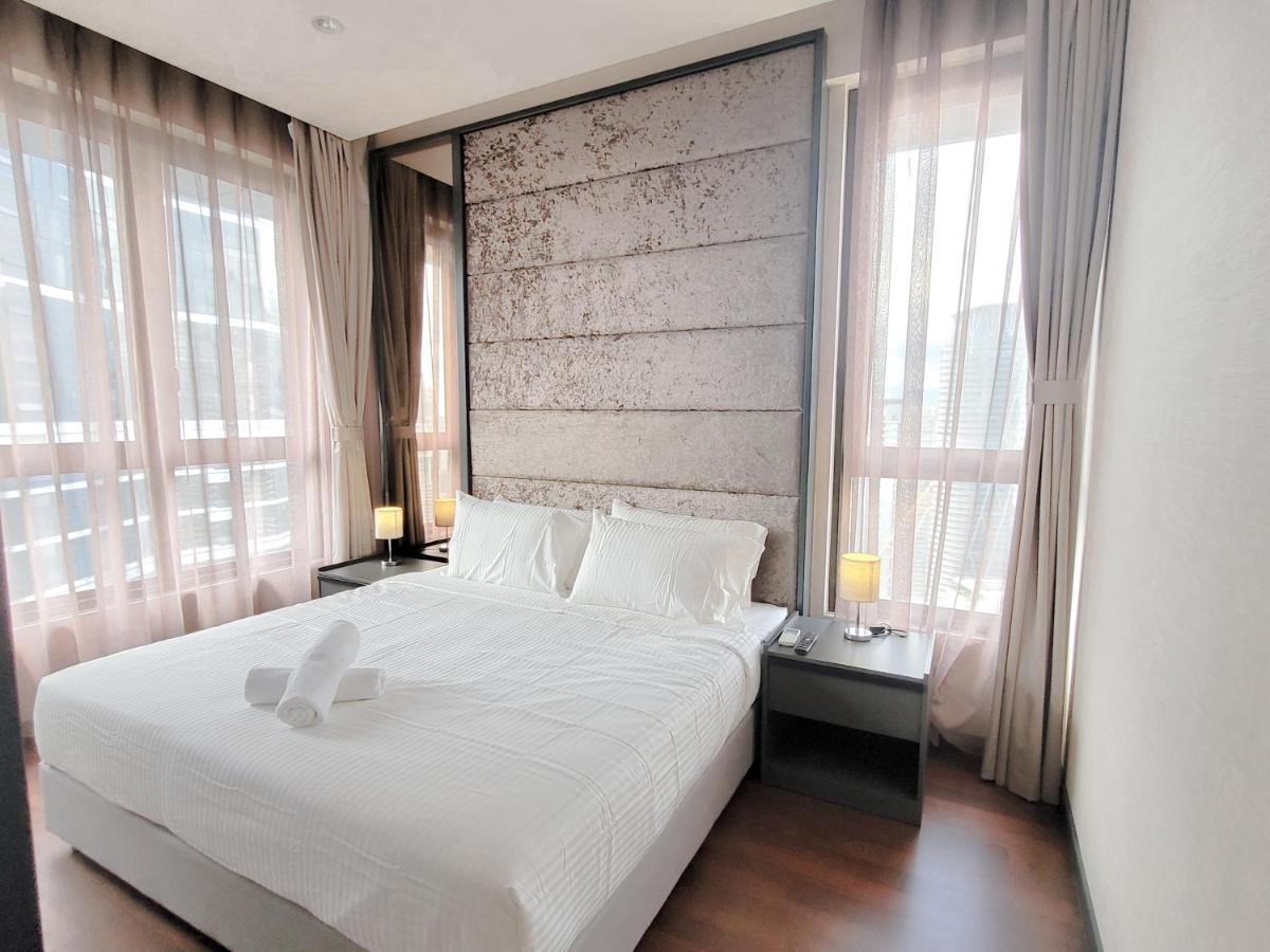 8 Kia Peng By Scape Apartment *