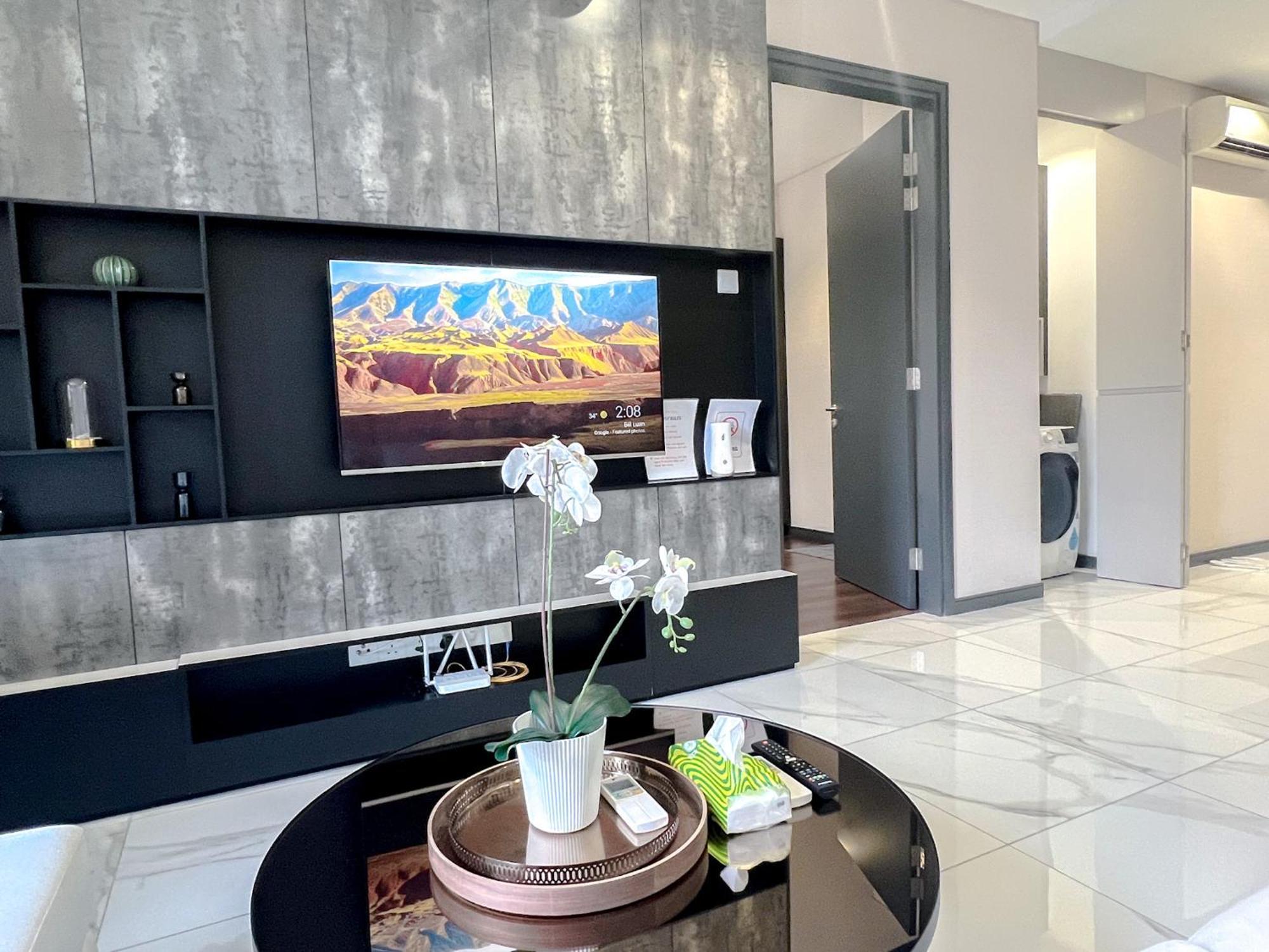 8 Kia Peng By Scape Apartment