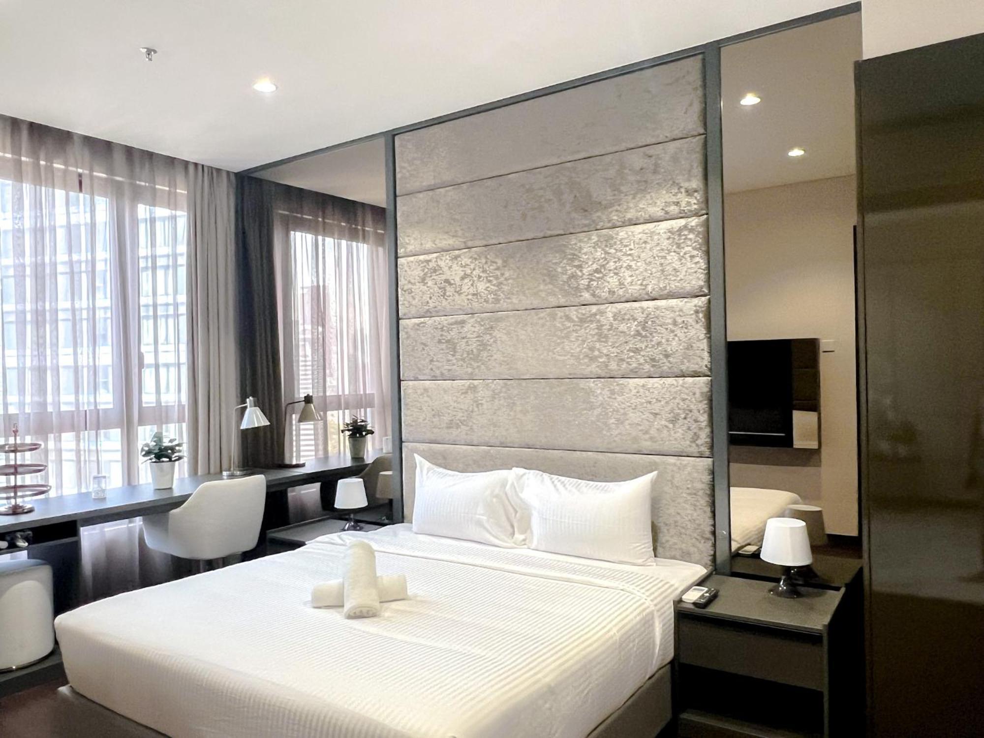 8 Kia Peng By Scape Apartment